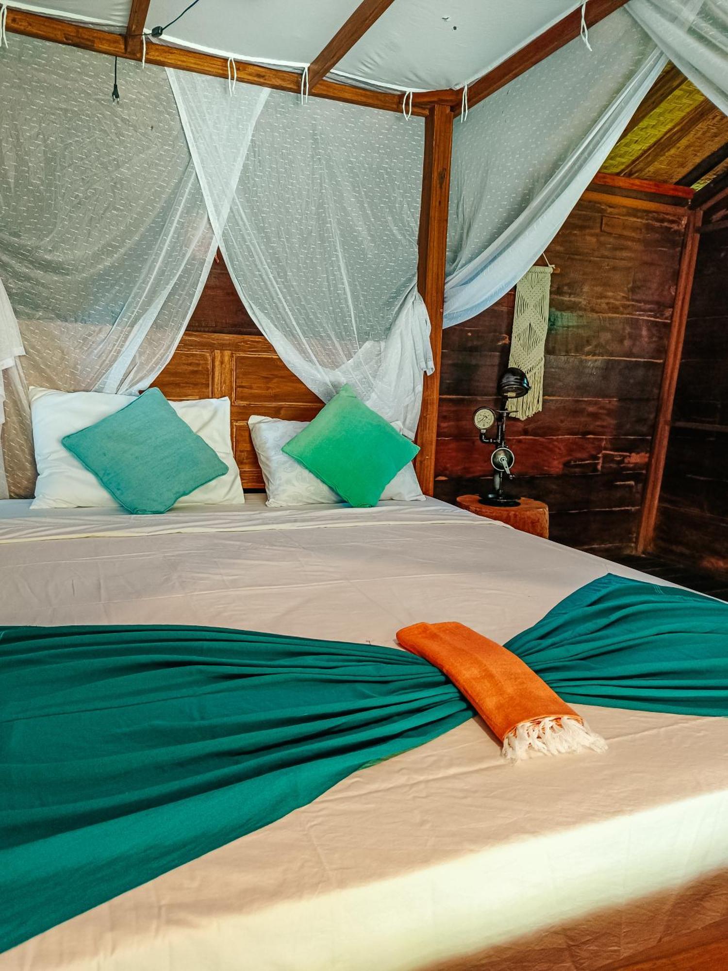 Alaya Ecolodge Pemuteran  Exterior photo